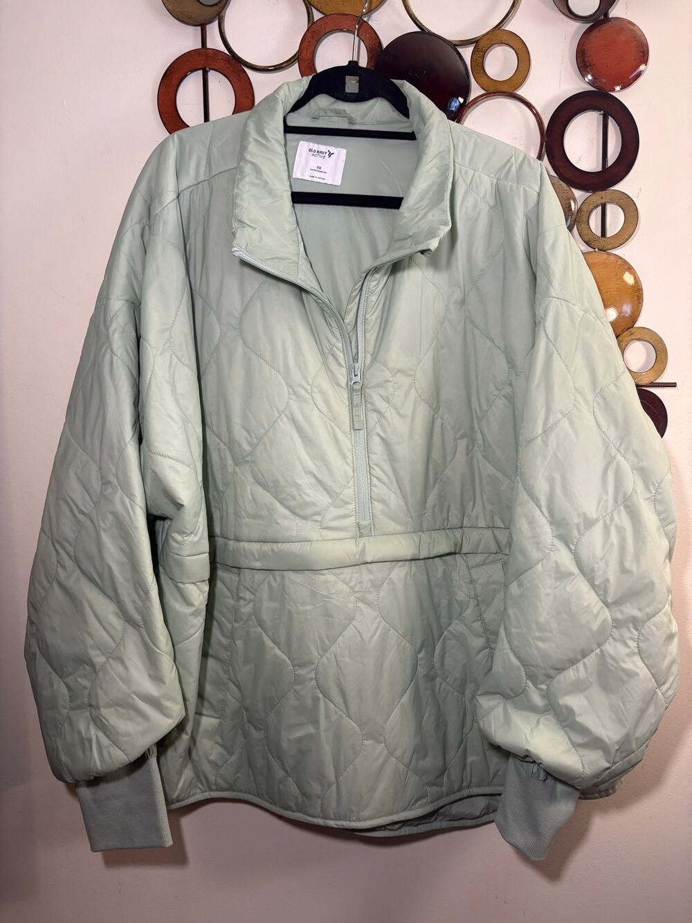 Women’s Old Navy Active oversized 2x sage green quilted design pull over jacket
